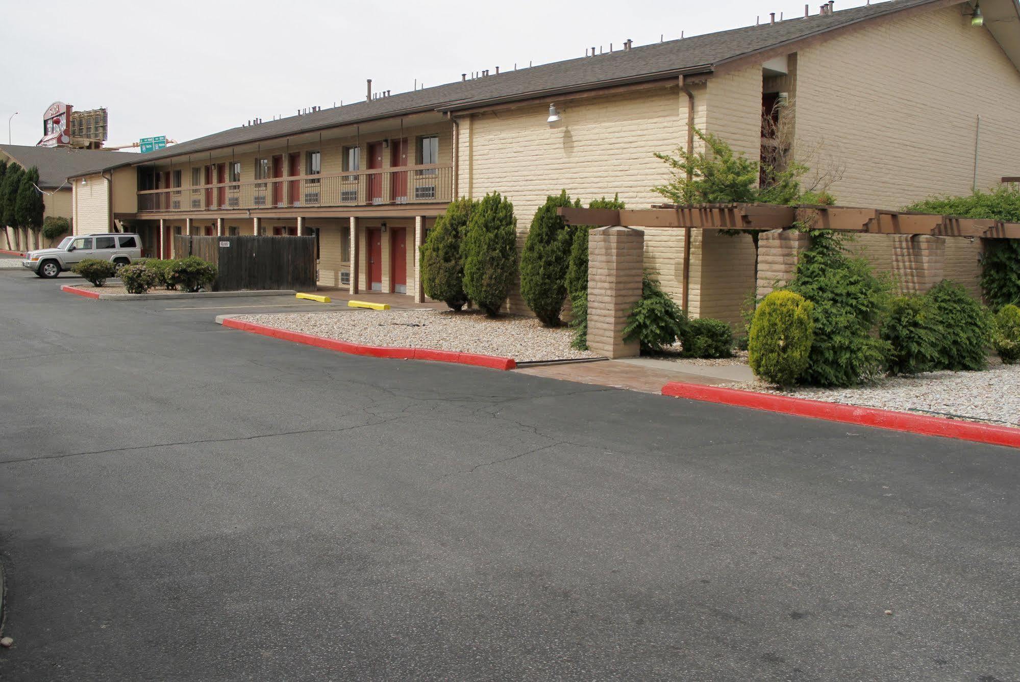 Days Inn By Wyndham Albuquerque Northeast Exterior foto